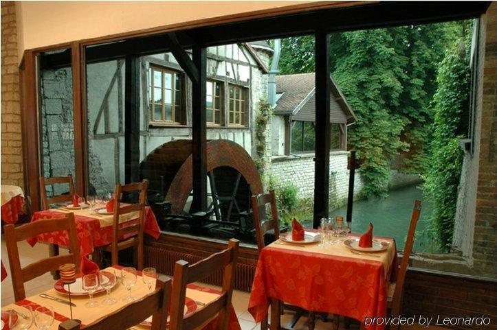 Le Moulin Du Landion Hotel Et Spa Dolancourt Restauracja zdjęcie